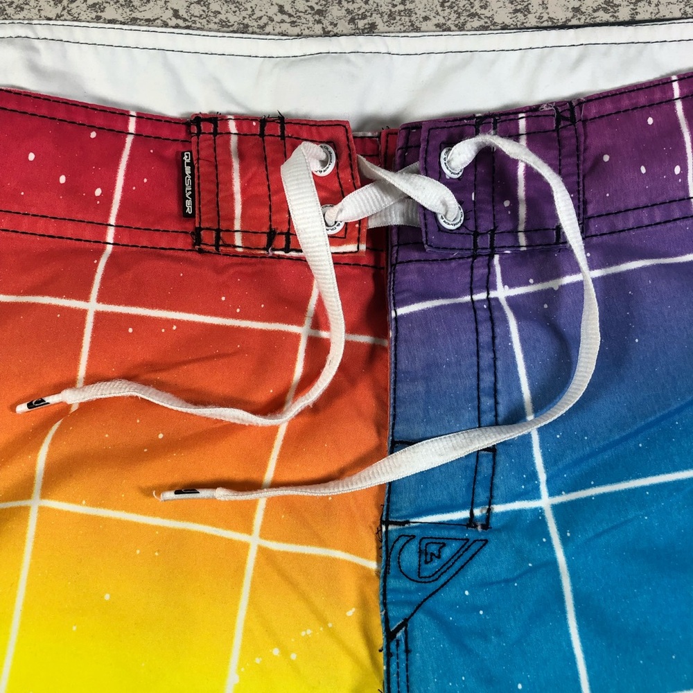 Quiksilver Spellout Grid Board Shorts Men's 38 - Picture 7 of 11